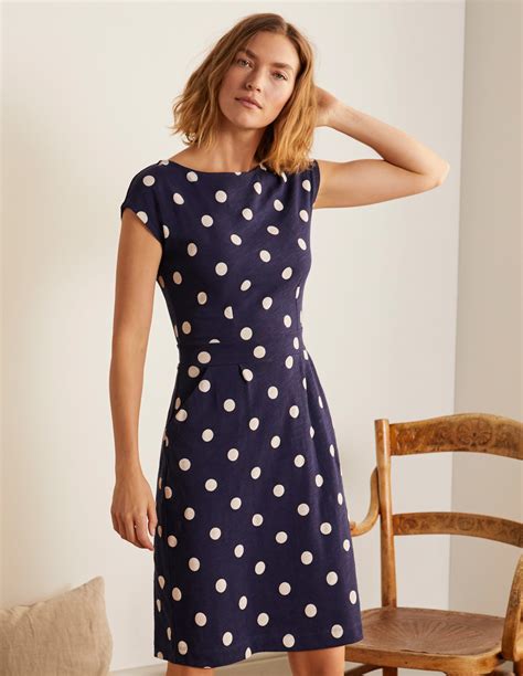 Treat yourself to a wardrobe refresh at Boden now. . Boden dresses sale